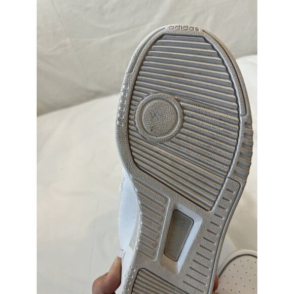 ADIDAS WOMEN'S POSTMOVE BASKETBALL SHOE SNEAKER size 7 white - Picture 12 of 16